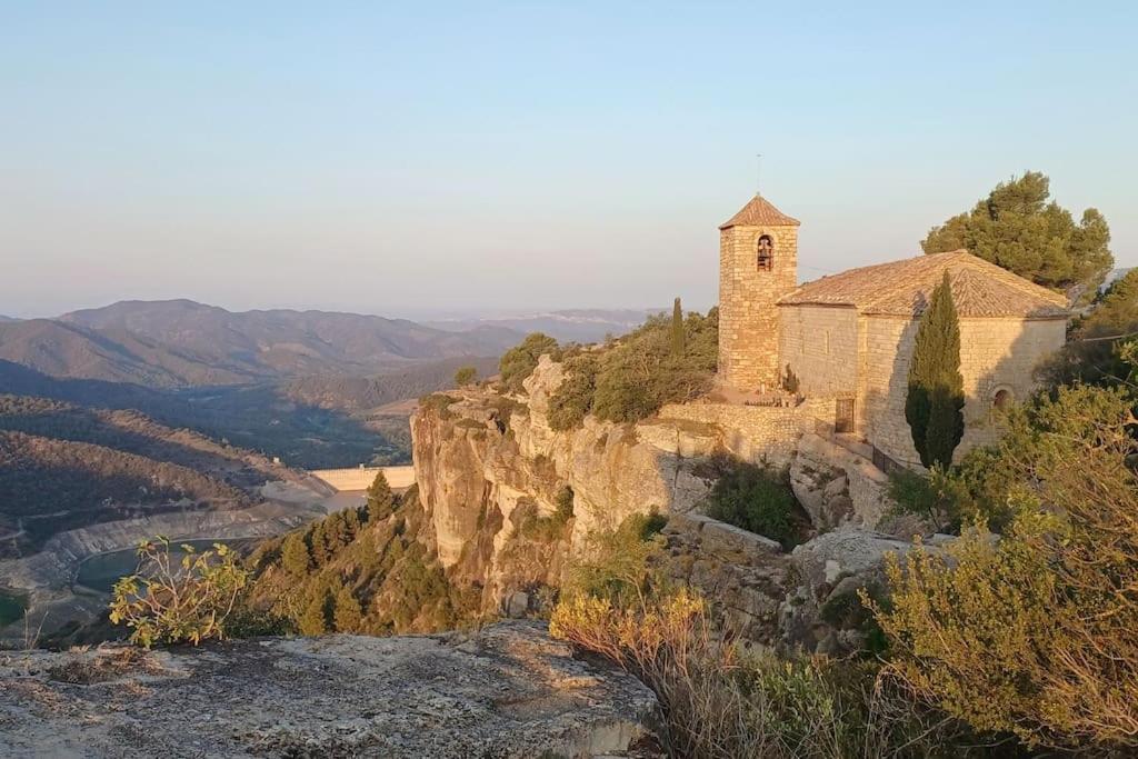 Appartement Vinyes Del Priorat à Cornudella de Montsant Extérieur photo